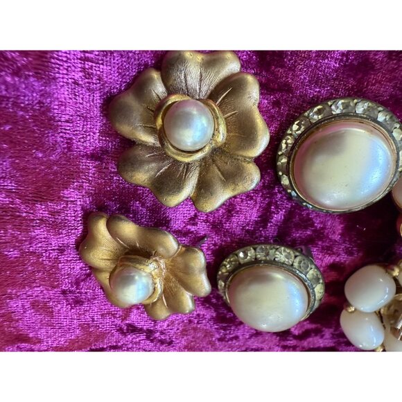 Set Of 3 Vintage Clip-On Earrings Faux Pearl & Gold Tone Floral Design Retro Jew - Picture 2 of 6